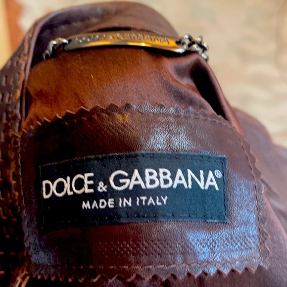 This is a authentic Dolce & GaBBANA leather jacket the color is chocolate brown - Picture 9 of 10